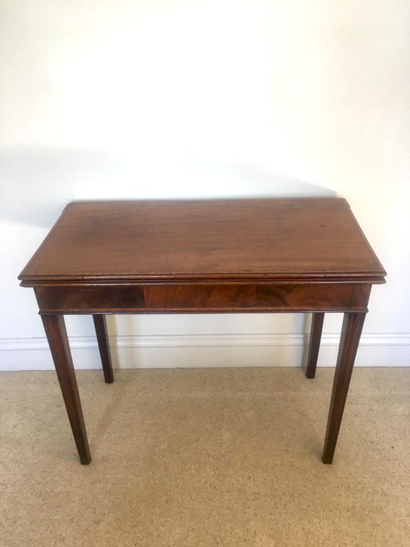 Antique 18th Century George III Mahogany Inlaid Tea/Side Table